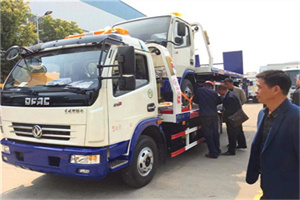 模式口汽车道路救援拖车价格